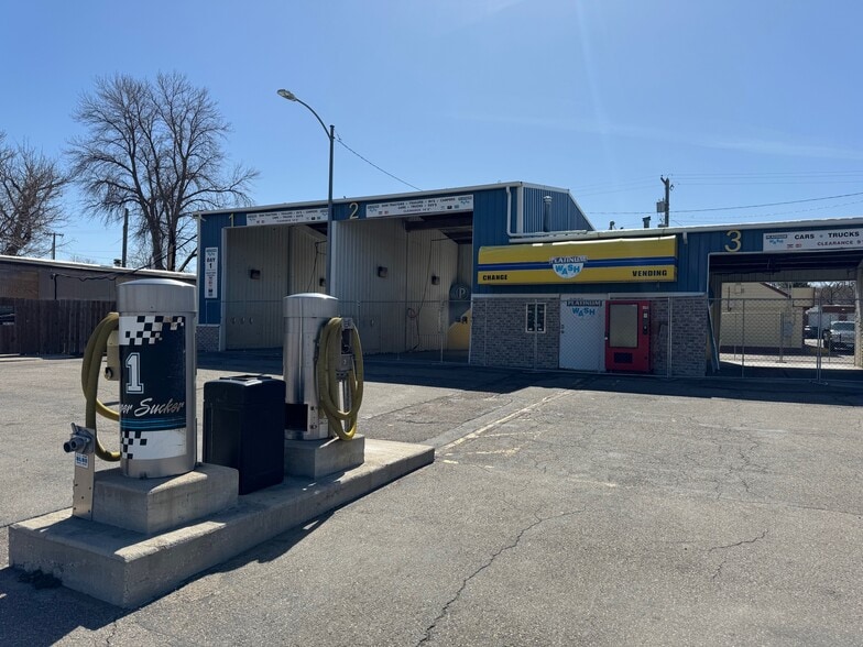 More Photos Of 720 1st Ave, Great Falls Carwash For Sale