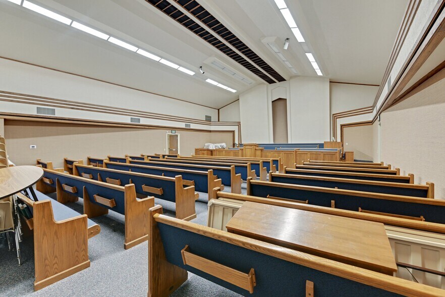 More Photos Of 762 S Court St, Montgomery Religious Facility For Sale