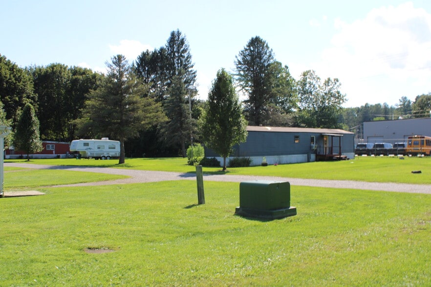 More Photos Of 47 S Genesee St, Fillmore Manufactured Housing Mobile Home Park For Sale