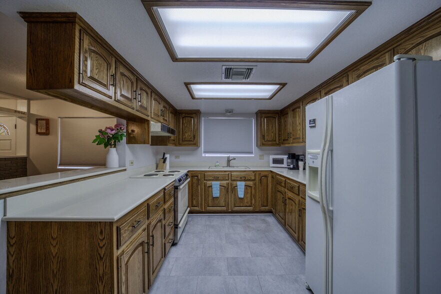 More Photos Of 5201 S Highway 95, Fort Mohave Storefront Retail Office For Sale