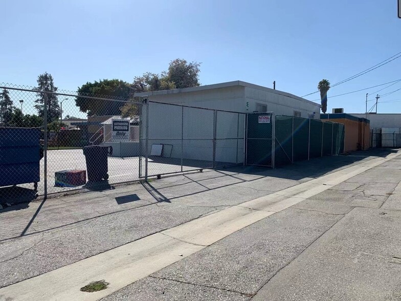 More Photos Of 4513 E Compton Blvd, Compton Schools For Sale