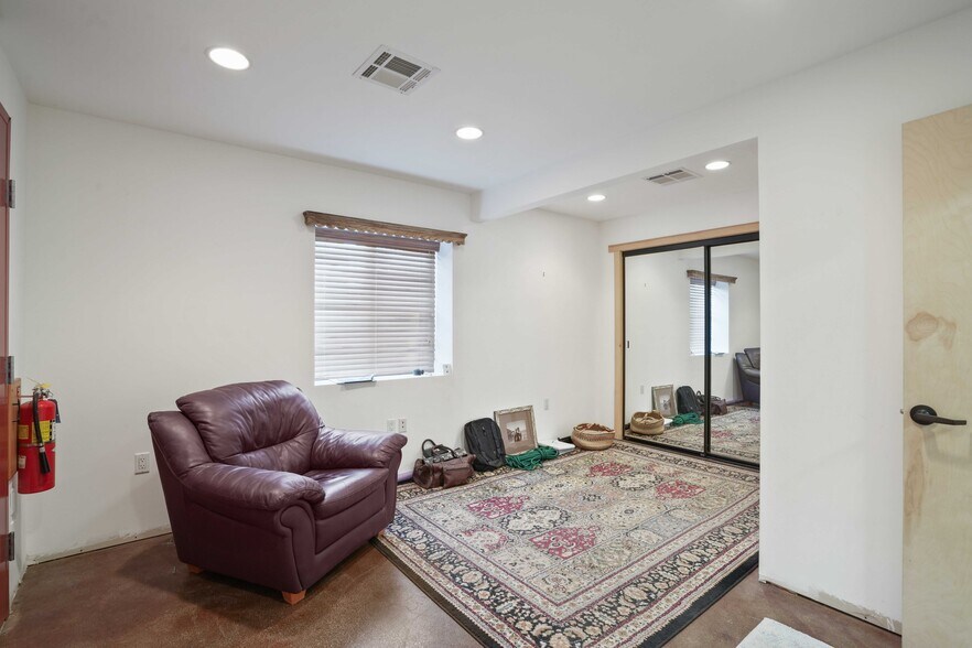 More Photos Of 3212 Mt Pinos Way, Frazier Park Light Manufacturing For Sale