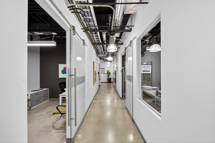 More Photos Of 7630 Biscayne Blvd, Miami Office For Lease