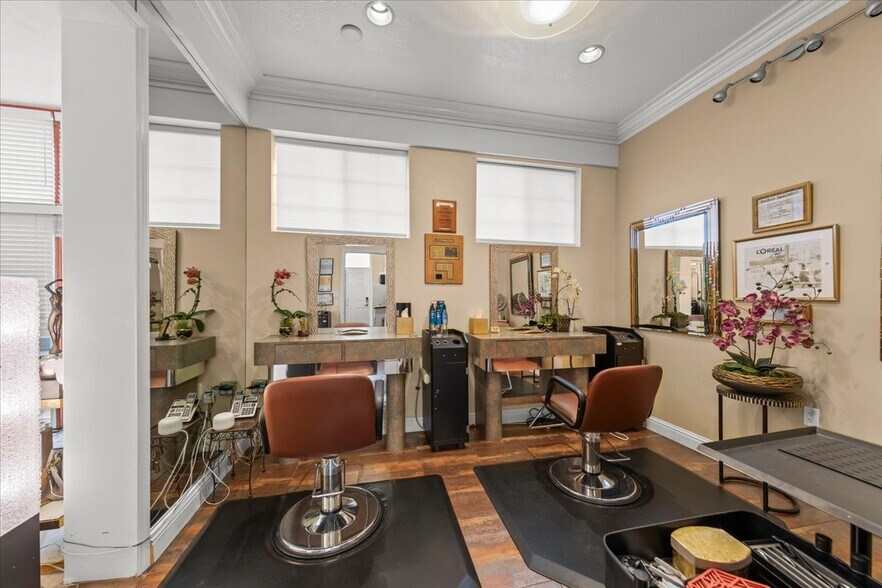More Photos Of 1176 Laurel St, San Carlos Storefront Retail Residential For Sale