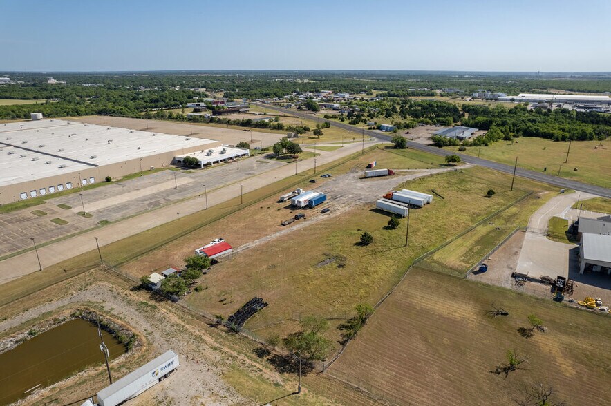More Photos Of 2300 S Business 45, Corsicana Land For Sale