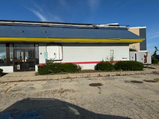 More Photos Of 2625 Rock Creek Blvd, Joliet Fast Food For Sale