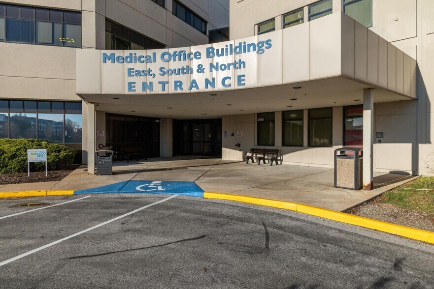 More Photos Of 12266 Depaul Dr, Bridgeton Medical For Lease