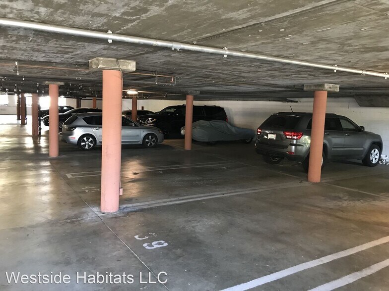 More Photos Of 4444 Ensign Ave, West Toluca Lake Apartments For Sale