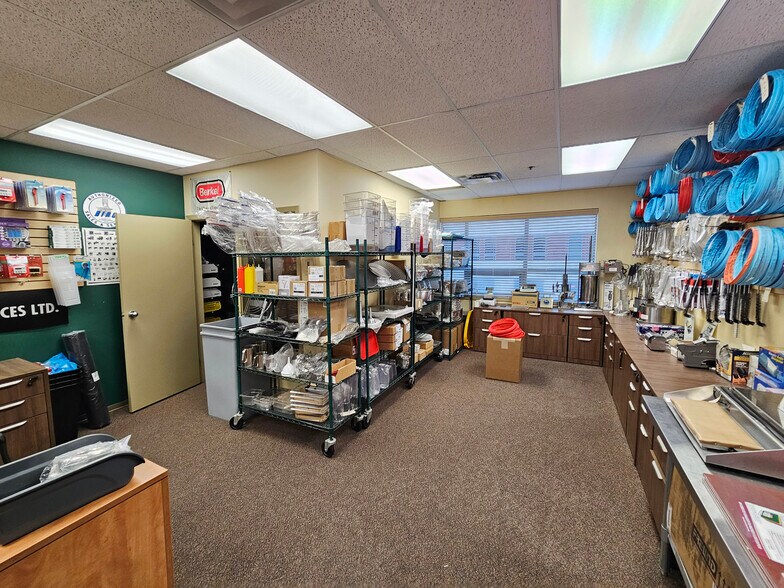 More Photos Of 1515 Broadway St, Port Coquitlam Warehouse For Sale