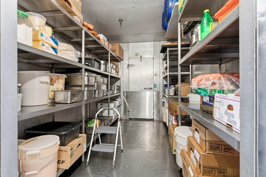 More Photos Of 3427 Slauson Ave, Los Angeles Fast Food For Sale