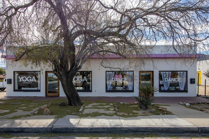 More Photos Of 73911 29 Palms Hwy, Twentynine Palms Storefront For Sale