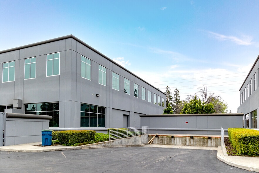 More Photos Of 2740 Zanker Rd, San Jose Unknown For Lease
