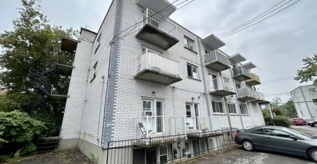 More Photos Of 16205 Boul Gouin O, Montréal Apartments For Sale