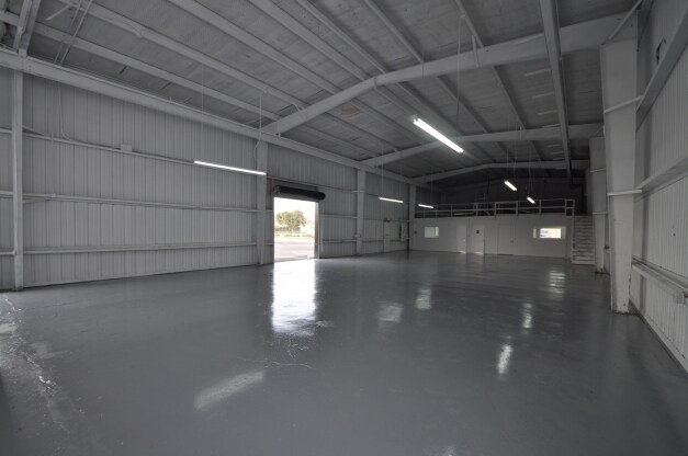 More Photos Of 6333 Skyline Dr, Houston Flex For Lease