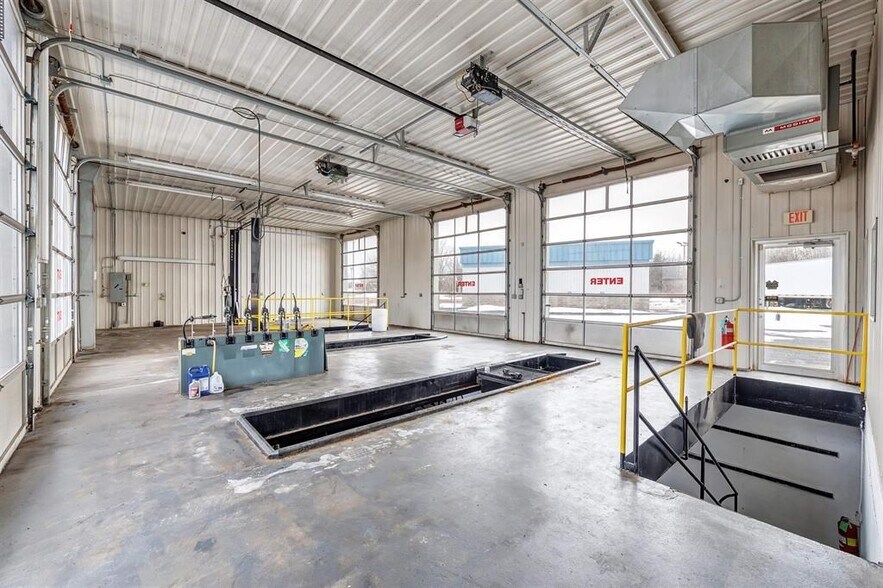 More Photos Of 615 County Road R, Denmark Auto Repair For Sale