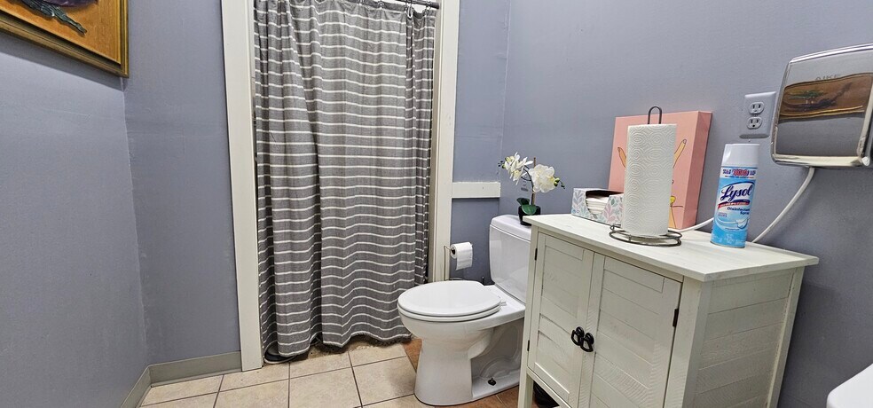 More Photos Of 3095 Cranberry Hwy, East Wareham Freestanding For Sale