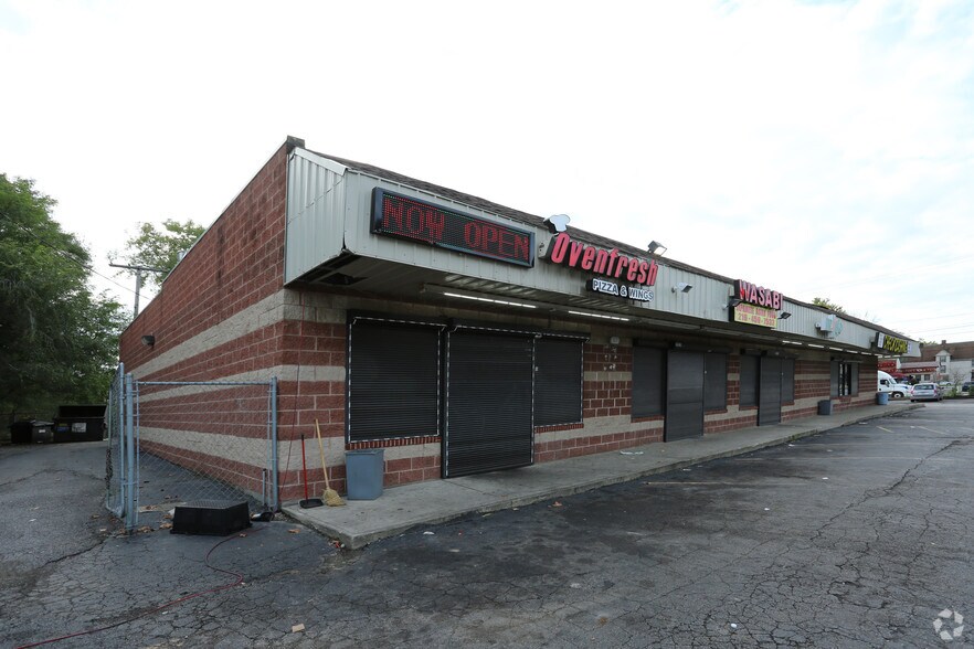 More Photos Of 7901 Cedar Ave, Cleveland Storefront Retail Office For Sale