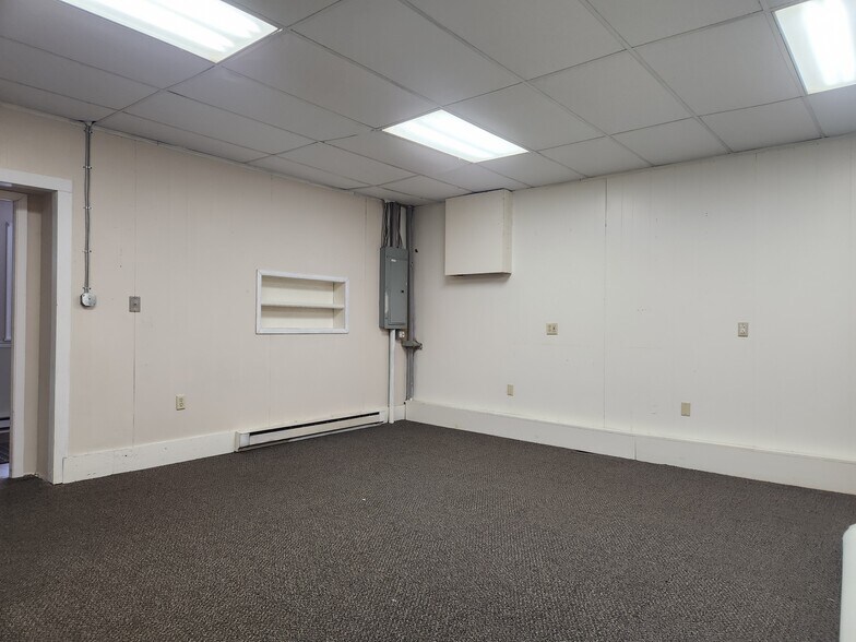 More Photos Of 54 Church St, New Milford Storefront Retail Office For Lease