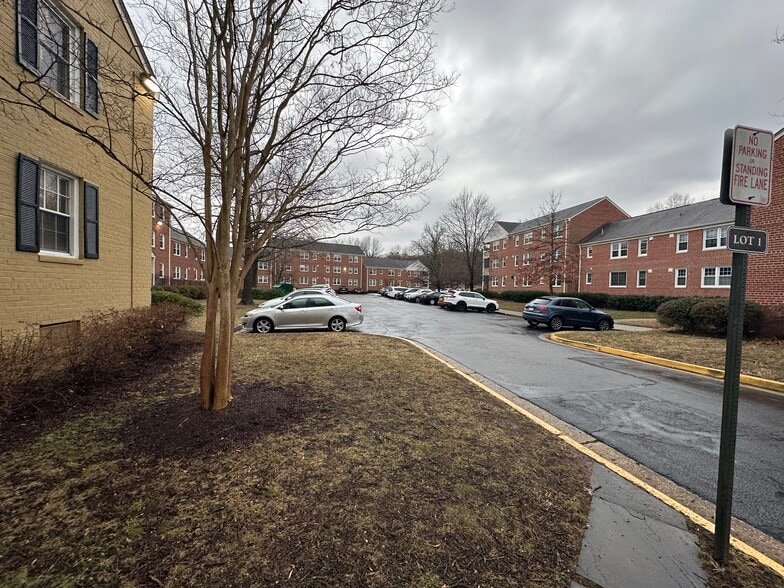 More Photos Of 1701 Belle View Blvd, Alexandria Office For Lease