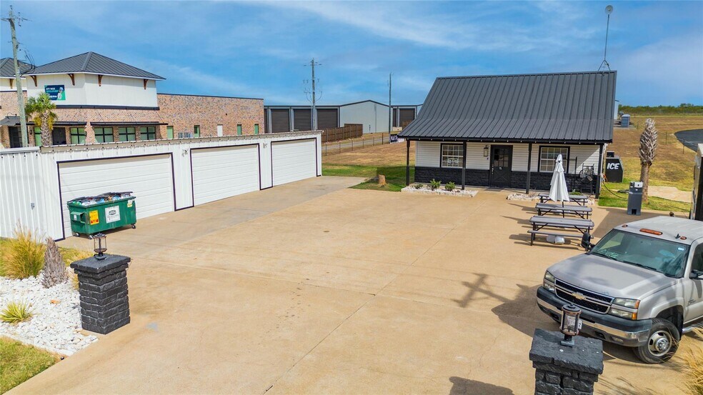 More Photos Of 5528 Fm 933, Whitney Office Residential For Sale