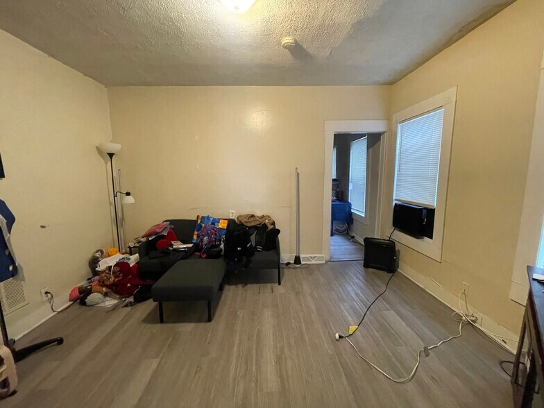 More Photos Of 694 Winchester Ave, New Haven Apartments For Sale