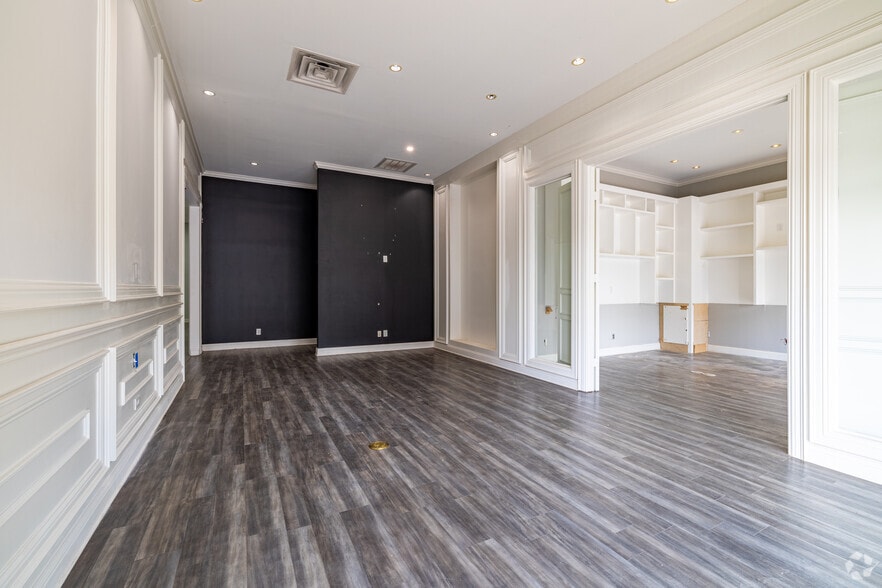 More Photos Of 1350 Manufacturing St, Dallas Unknown For Lease