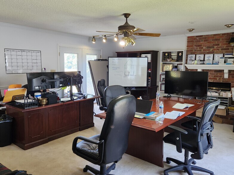 More Photos Of 721 E Gannon Ave, Zebulon Warehouse For Sale