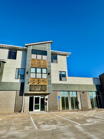 More Photos Of 1680 SW Ankeny Rd, Ankeny Apartments For Lease