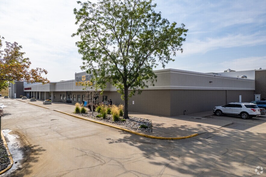 More Photos Of 8601 Sheridan Blvd, Westminster Freestanding For Sale