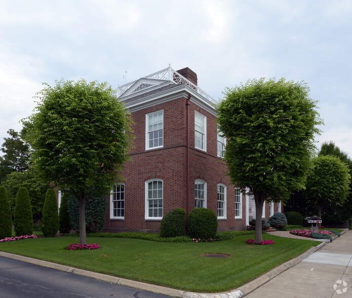 More Photos Of 6 Mutual Pl, Providence Office For Lease