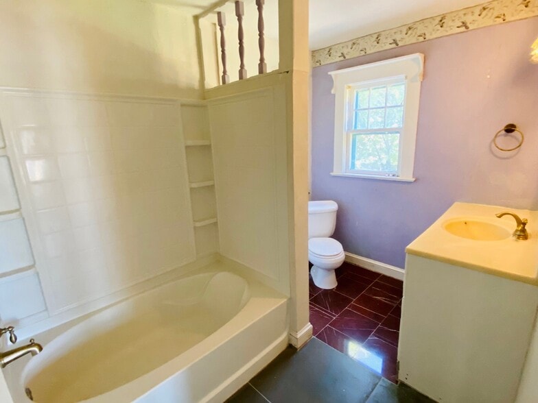 More Photos Of 415 Braddock Ave, Daytona Beach Multifamily For Sale