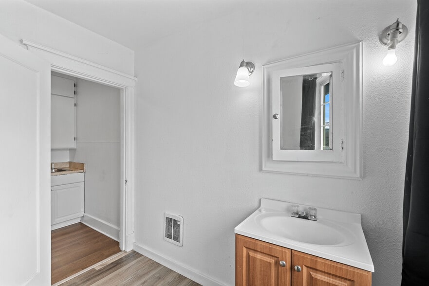 More Photos Of 600 Douglas St, Wenatchee Apartments For Sale