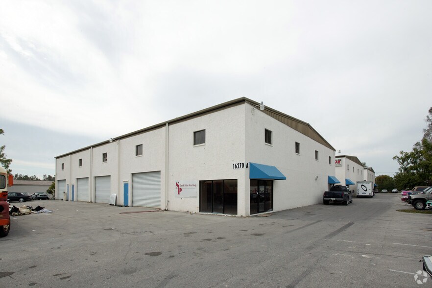 More Photos Of 16260-16280 Old US 41, Fort Myers Warehouse For Sale