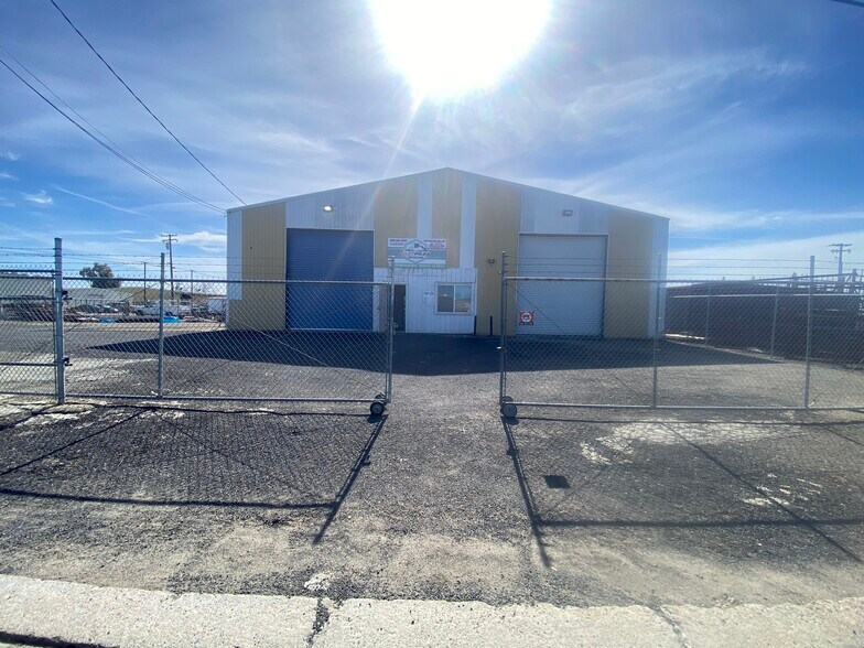 More Photos Of 1436 McWilliams Way, Modesto Warehouse For Lease