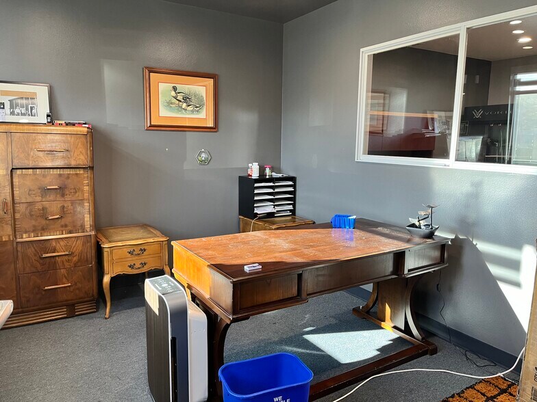 More Photos Of 3483 Old Conejo Rd, Newbury Park Warehouse For Lease