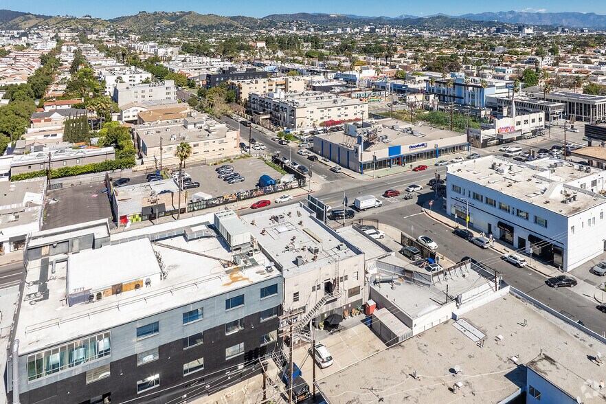 More Photos Of 7956-7958 Beverly Blvd, Los Angeles Storefront Retail Office For Lease