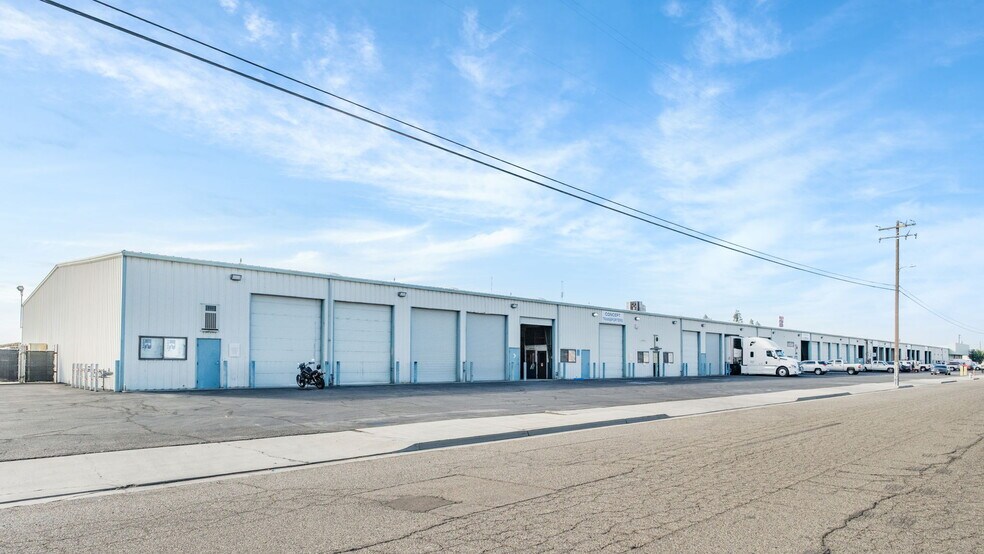 Primary Photo Of 2695 S Cherry Ave, Fresno Warehouse For Lease