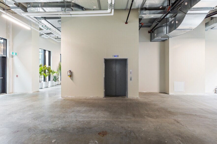 More Photos Of 530 St Saint-Hubert, Montréal Apartments For Lease