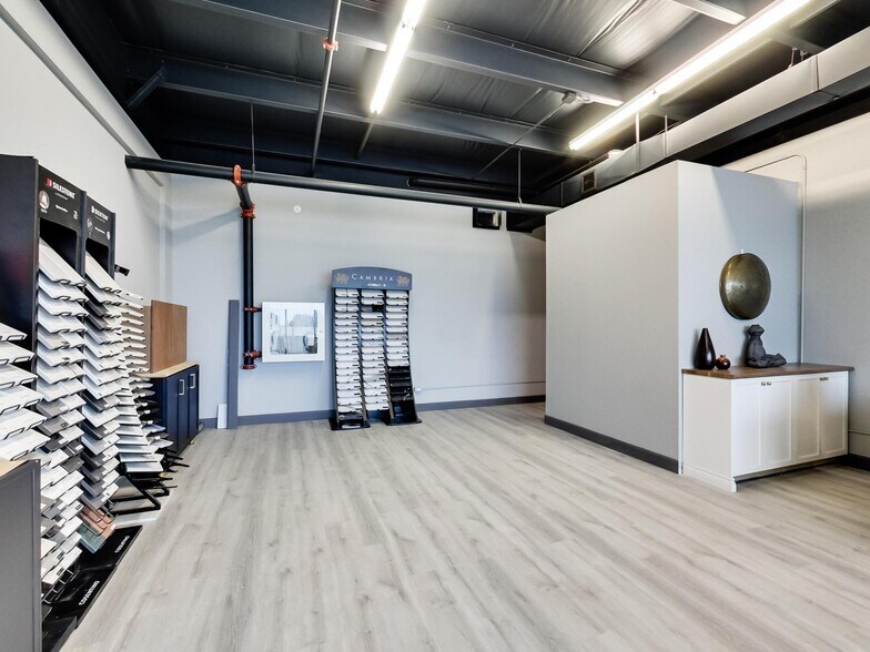 More Photos Of 1100 S Service Rd, Stoney Creek Office For Sale