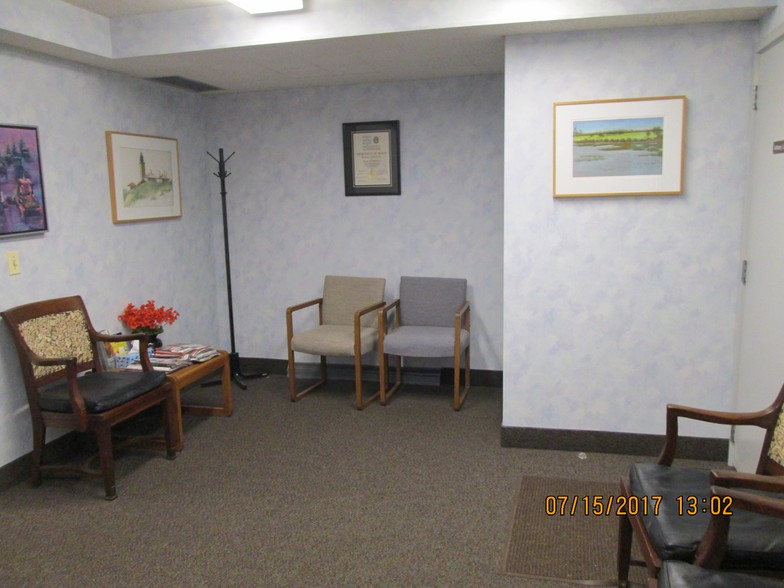 1524-atwood-ave-johnston-ri-02919-medical-office-for-lease-cityfeet