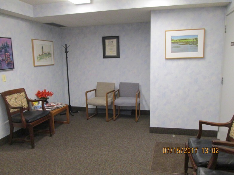More Photos Of 1524 Atwood Ave, Johnston Medical For Sale