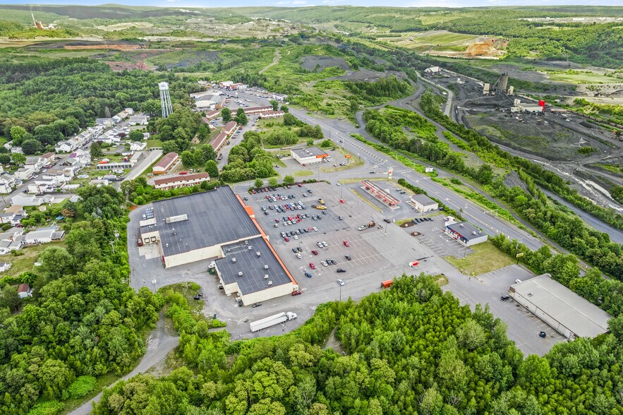 More Photos Of 12 Gold Star Plz, Shenandoah Unknown For Lease