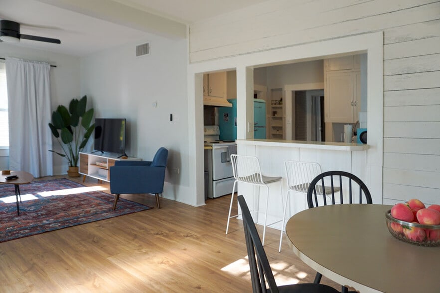 More Photos Of 118 Funston Pl, San Antonio Apartments For Sale