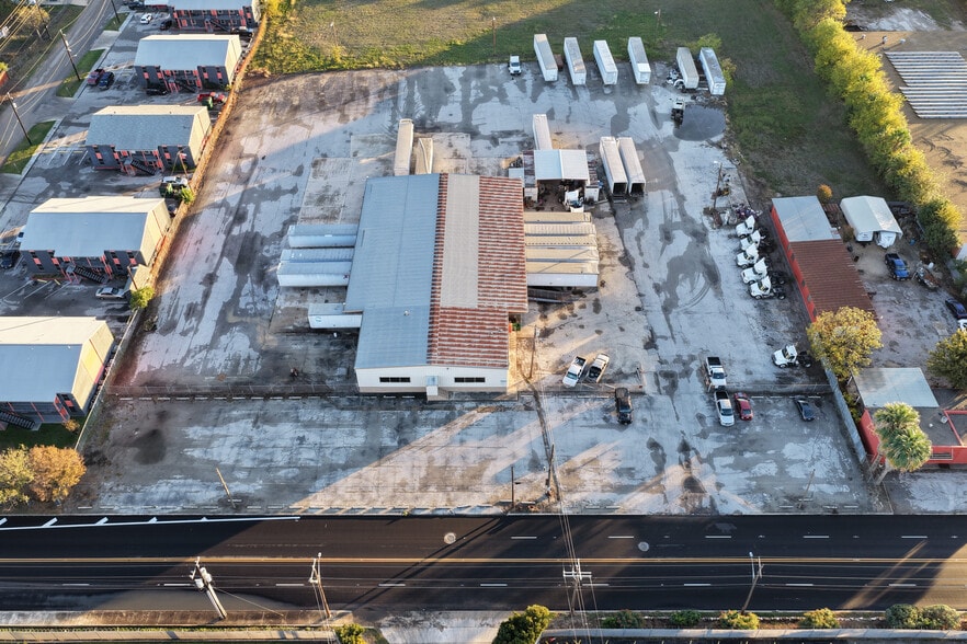 Primary Photo Of 2026 W Malone Ave, San Antonio Warehouse For Sale