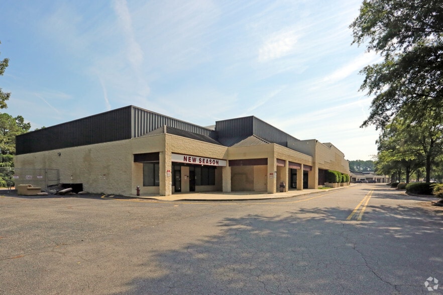 More Photos Of 3911-3943 New Bern Ave, Raleigh Freestanding For Sale