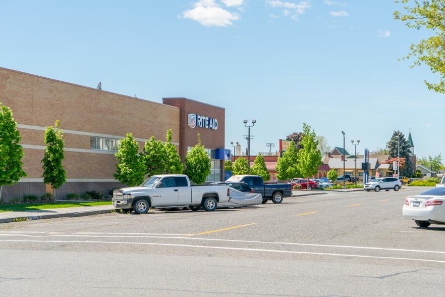 More Photos Of 215 N 4th Ave, Pasco Drugstore For Sale