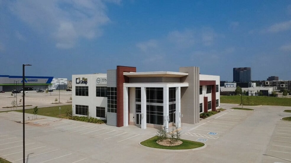 More Photos Of 101 NE 82nd St, Oklahoma City Medical For Lease