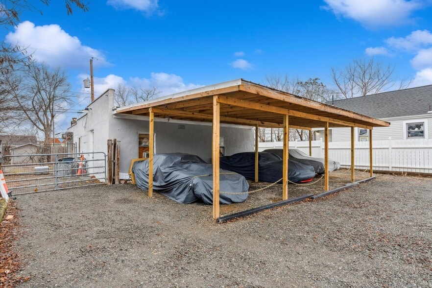 More Photos Of 1271 Harker St, Dayton Auto Repair For Sale