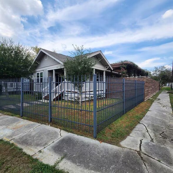 More Photos Of ,  Unknown For Sale