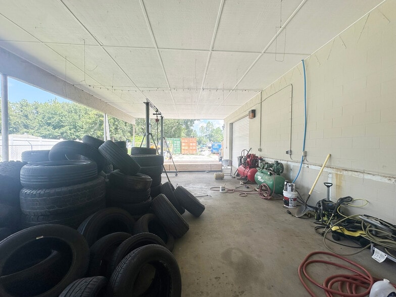 More Photos Of 10988 SW 94th Ct, Ocala Warehouse For Sale